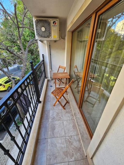 Serenity In The Heart Of Varna With Parking Esterno foto